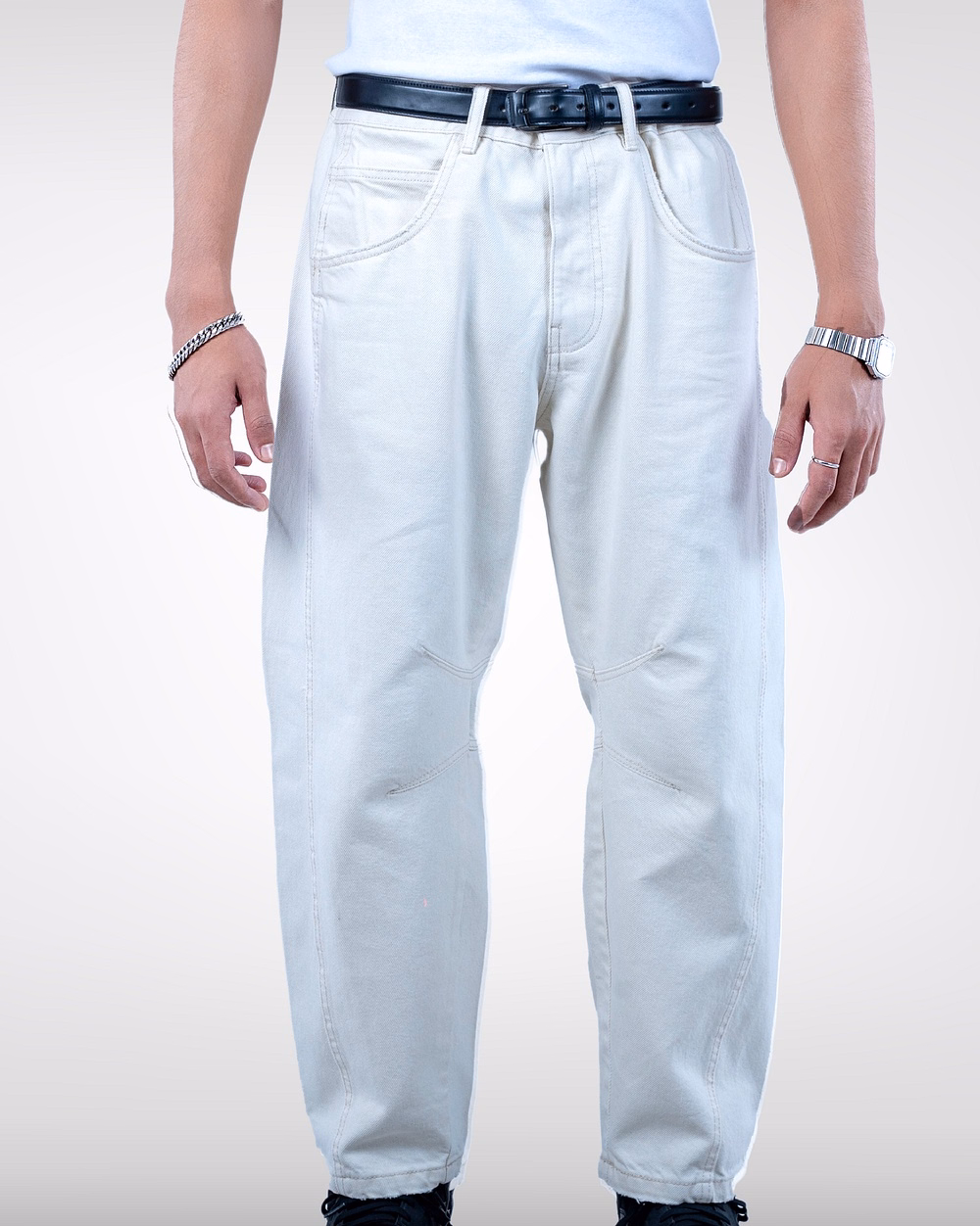 Off-White Baggy Bow Pants for Men - 4
