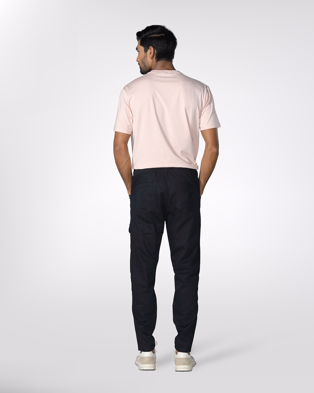 Men’s Relaxed Fit Black Cargo Joggers  - 4