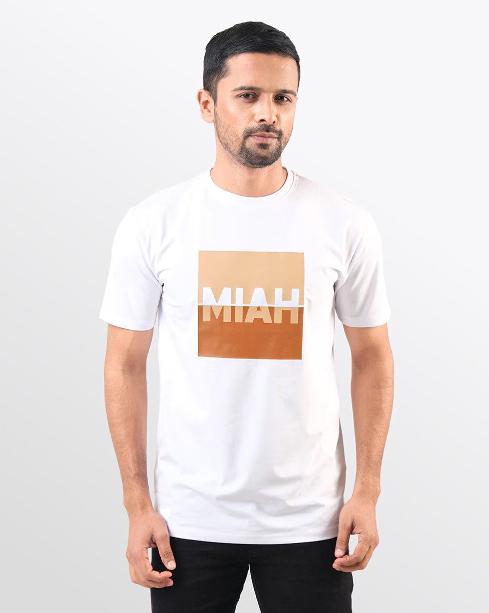 Regular Fit T-shirt With Box Cut Logo - Global Fit  - 1